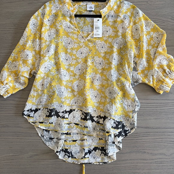 NWT- CAbi Gather blouse - Picture 5 of 9
